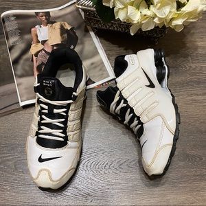 Nike Shox NZ SI Plus Youth Shoes